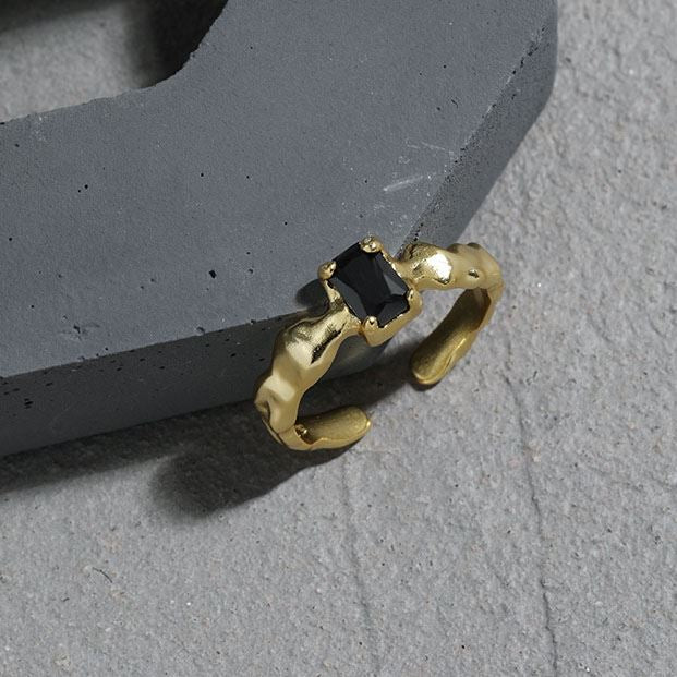 Noir Onyx Adjustable Ring