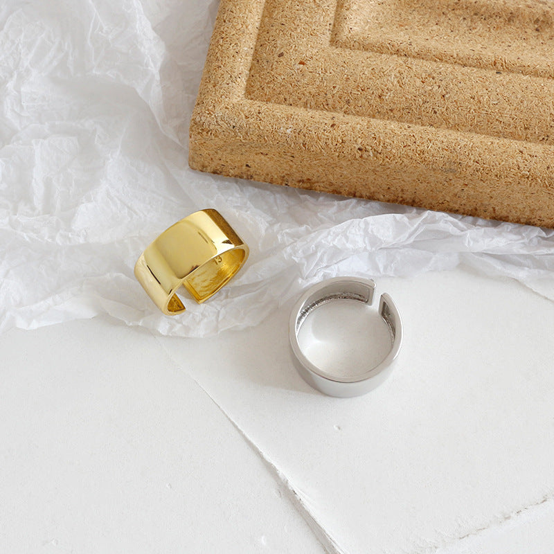 Minimalist Wide Smooth Ring