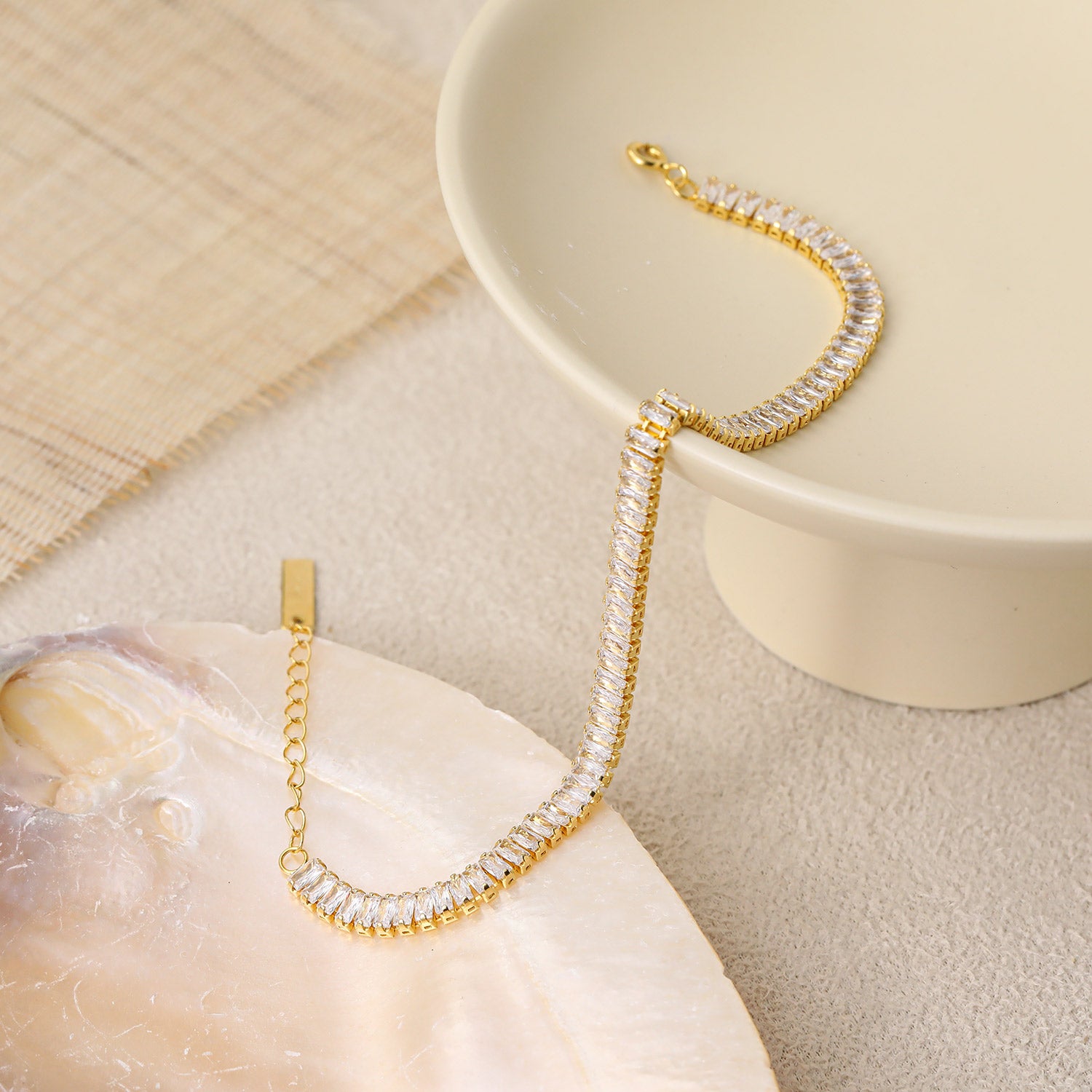 Lucent Rectangle Link